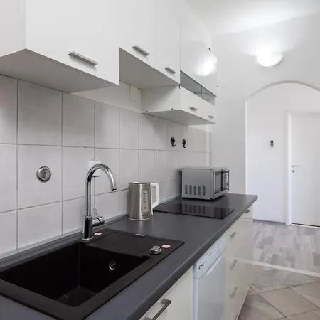 Sky Way Apartments Dugi Rat Exterior photo