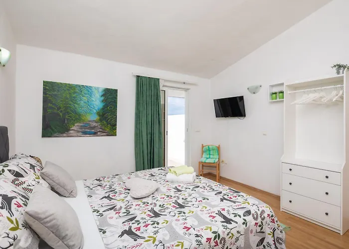 Sky Way Apartments